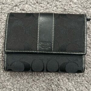 Coach Wallet Black Trifold - Women